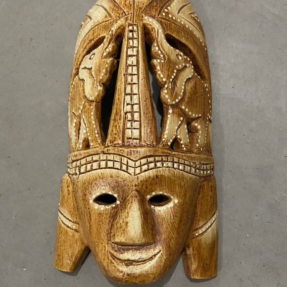 Decorative mask - Picture 2 of 4